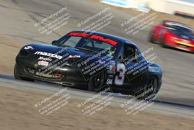 media/Nov-16-2024-CalClub SCCA (Sat) [[641f3b2761]]/Group 4/Race (Outside Grapevine)/